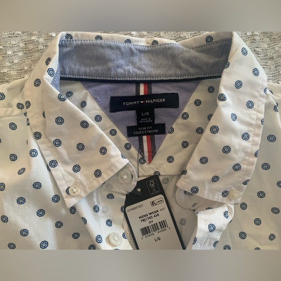 Men’s Tommy Hilfiger White Floral Polka Dot Shirt NWT - Picture 3 of 3